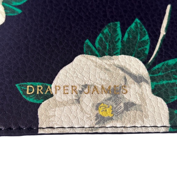 Draper James Travel Set Passport Holder Luggage Tag Magnolia Print NIB - Picture 3 of 6